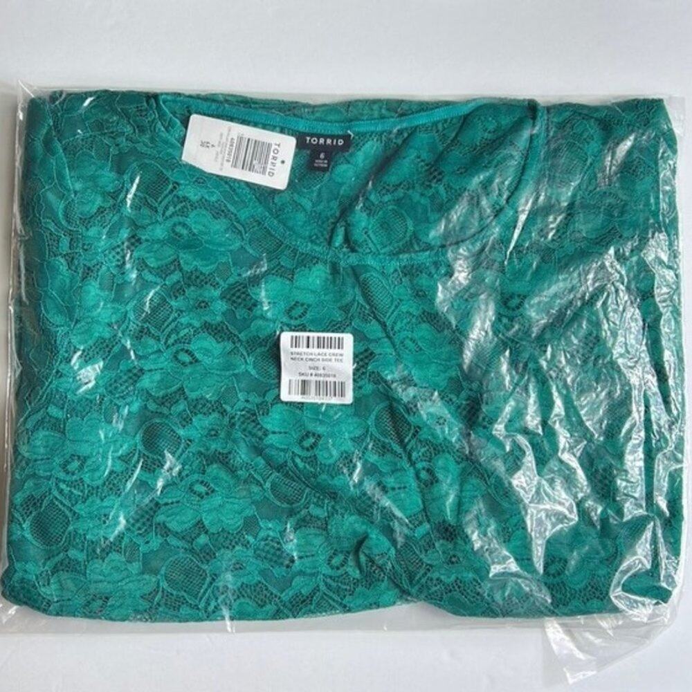 6 6X Plus Torrid Teal Sheer Lace Top Ruched NWT Cottagecore Floral Chic Coquette